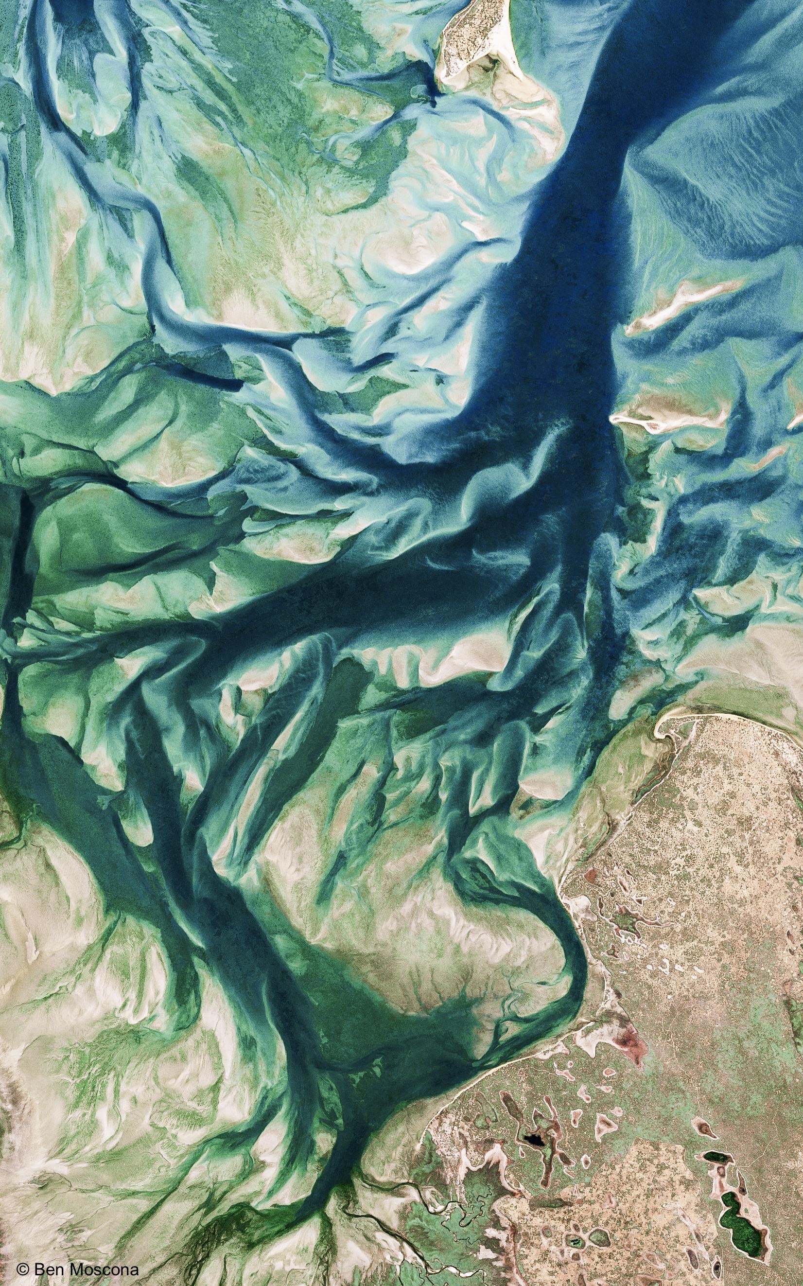 ben moscona satellite art of bazaruto archipelago