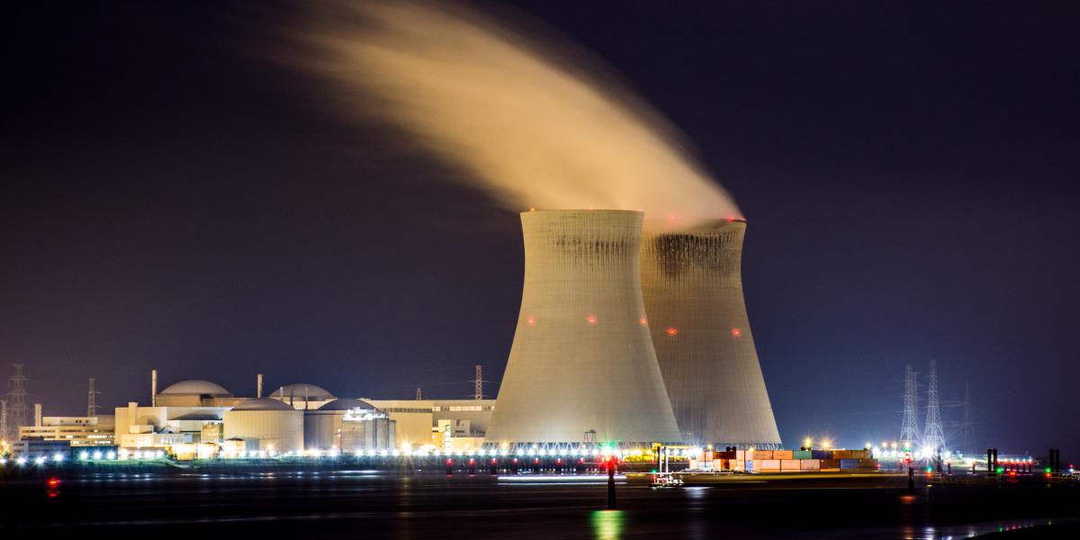 an image of nuclear power plant cooling towers